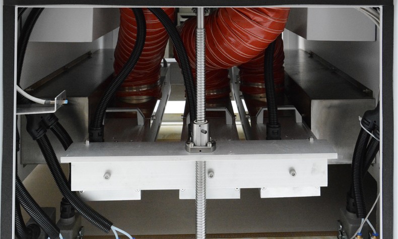 OCA光學(xué)膠 UV機(jī).jpg OCA光學(xué)膠 UV機(jī).jpg